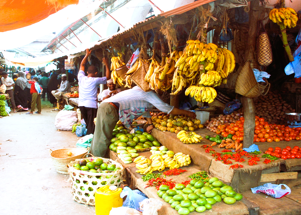 Traditional Cooking Class and Local Market